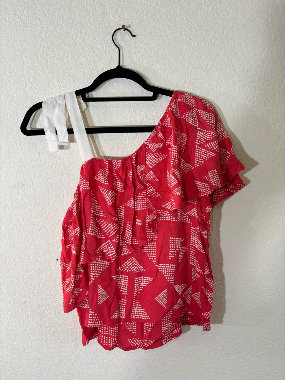 NWT Splendid Red Coral White Geometric One Shoulder Ruffle Top XS Extra Small - Picture 9 of 13